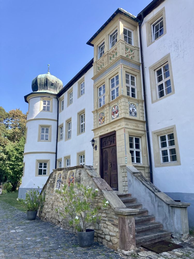 Eingang von Schloss Frankleben